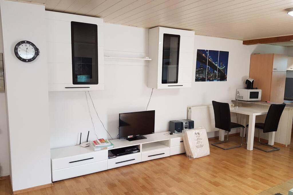Schoene Wohnung In Karben - Rendel, Mit Freisitz المظهر الخارجي الصورة